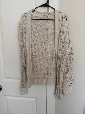 Hem & Thread Open-Knit Beige/Cream Cardigan